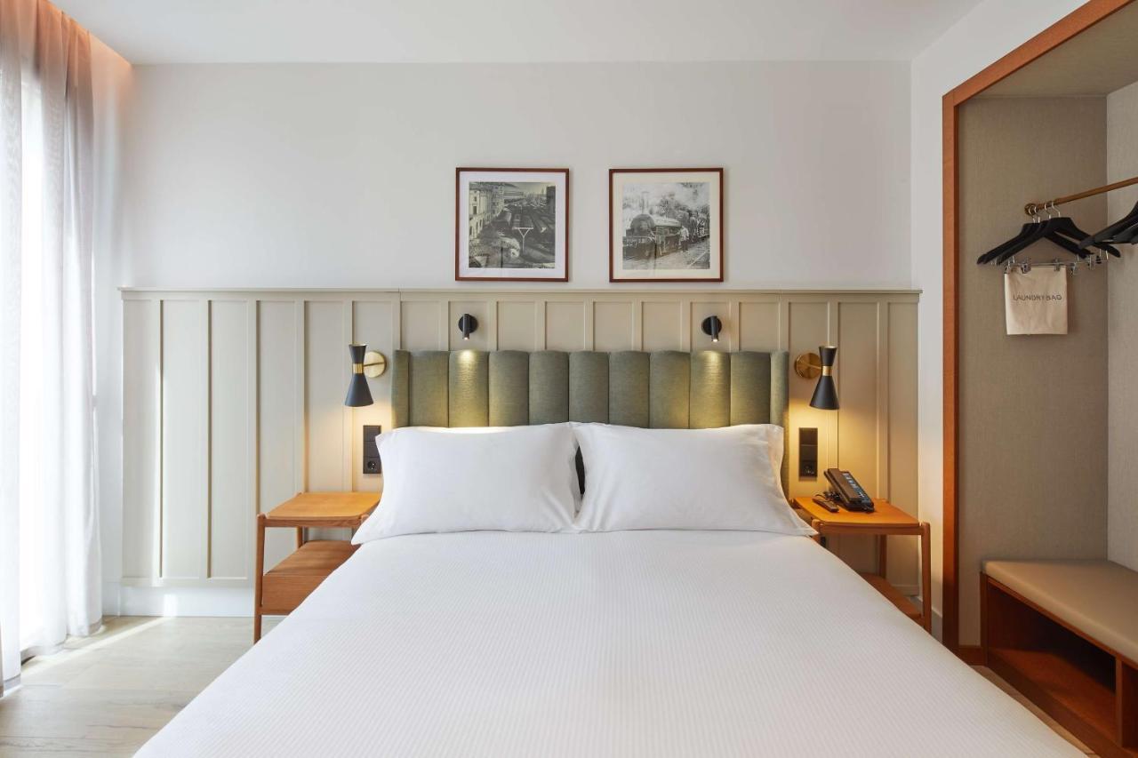 Via Sants Hotel Barcelona, Tapestry Collection By Hilton Εξωτερικό φωτογραφία