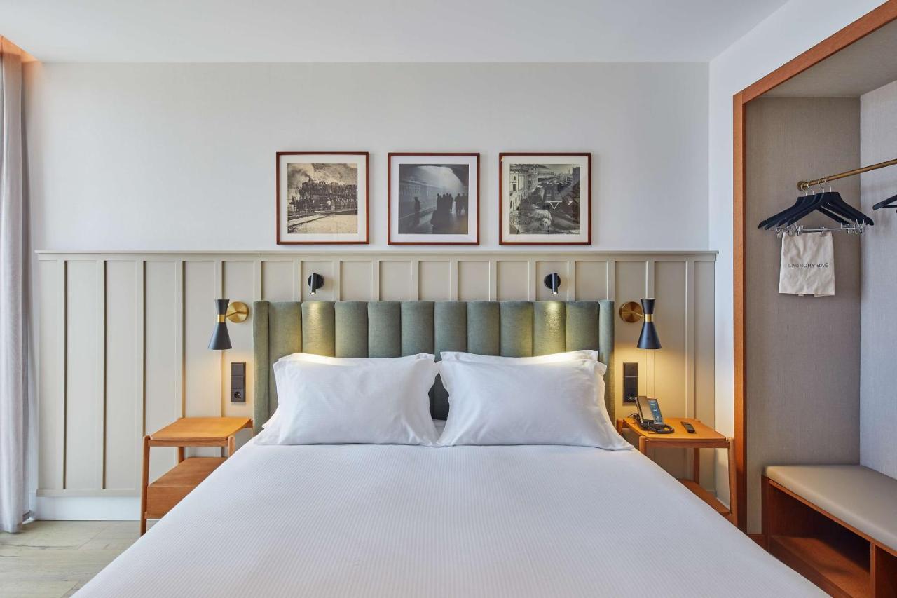 Via Sants Hotel Barcelona, Tapestry Collection By Hilton Εξωτερικό φωτογραφία