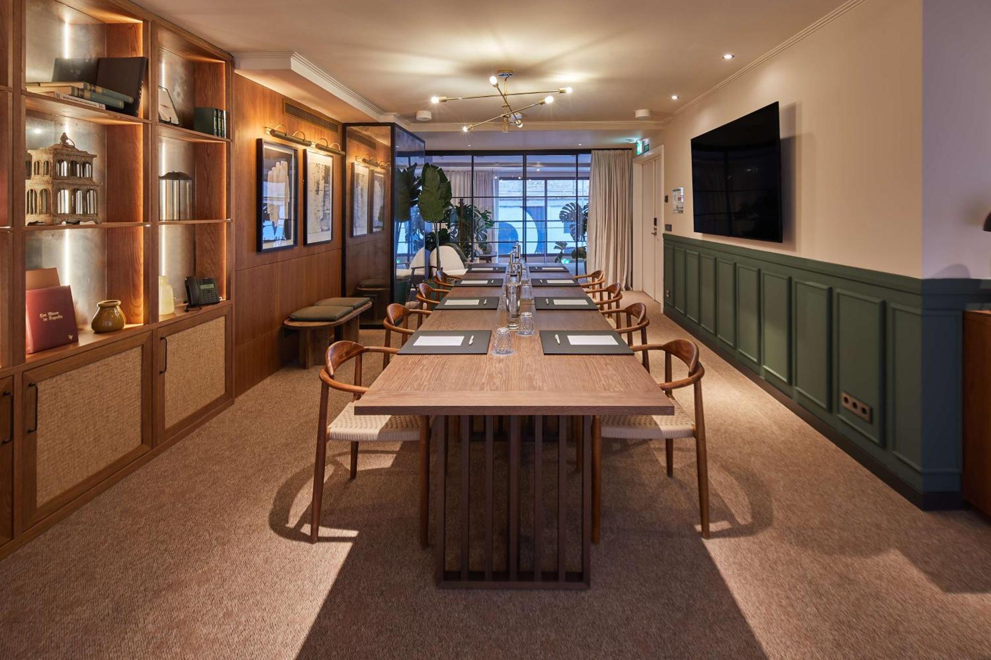 Via Sants Hotel Barcelona, Tapestry Collection By Hilton Εξωτερικό φωτογραφία