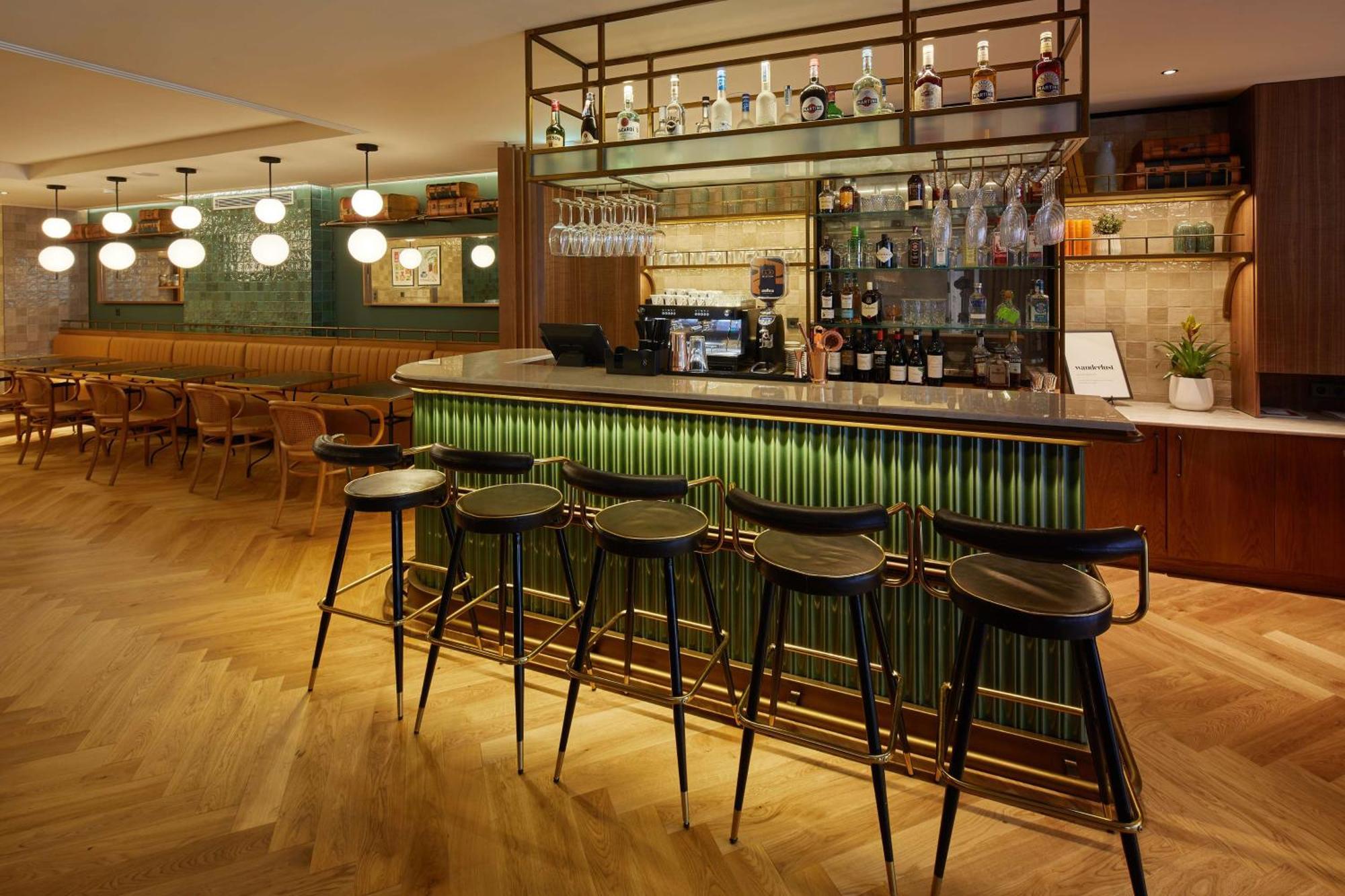 Via Sants Hotel Barcelona, Tapestry Collection By Hilton Εξωτερικό φωτογραφία